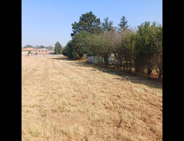 3,852M² VACANT LAND FOR SALE IN HENLEY ON KLIP